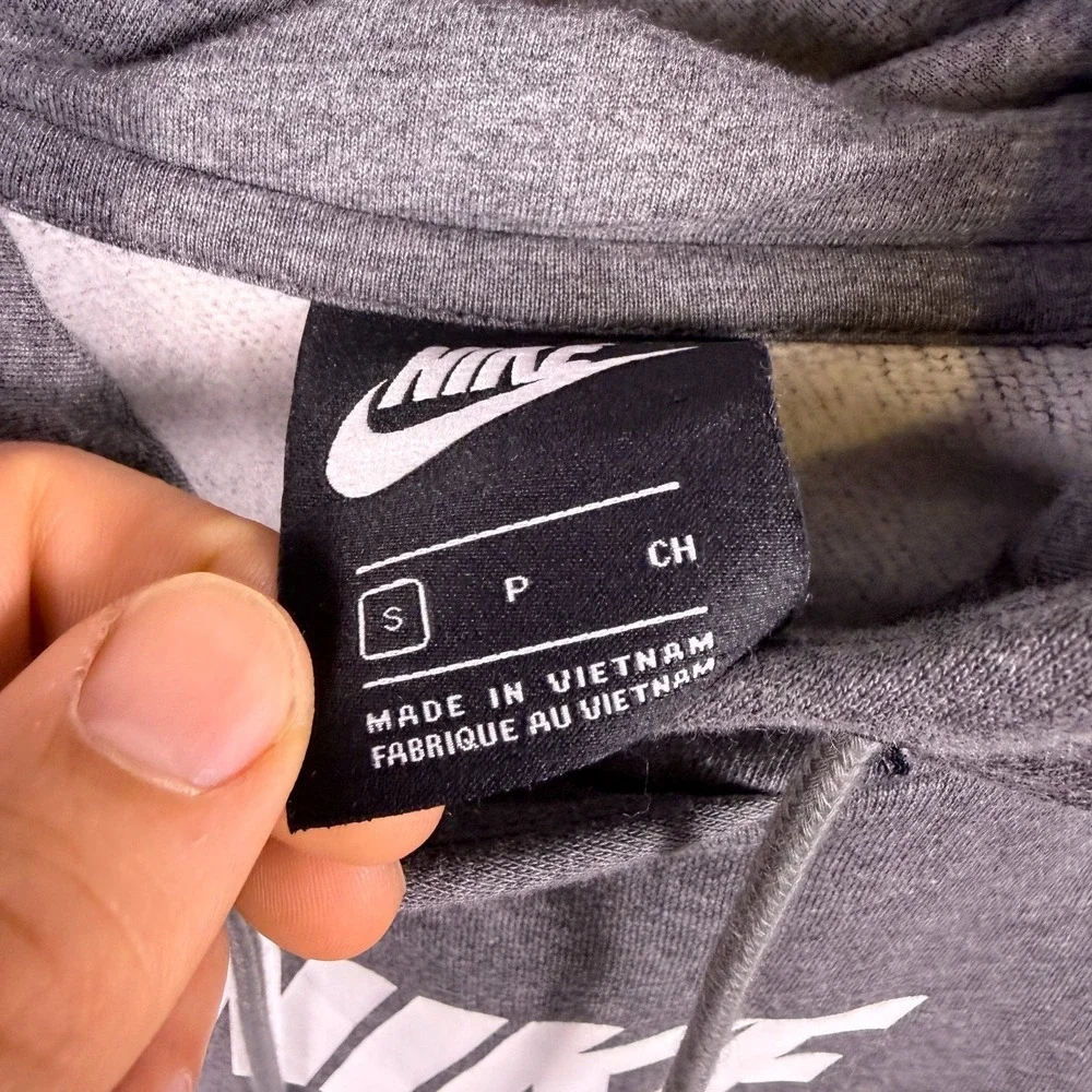 Nike Men's Hoodie Size Small Swoosh Grey Club Fleece Gym Athleisure Clean BV4126